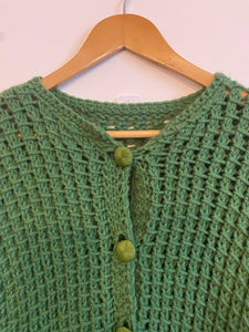 Cardigan court en crochet vert