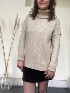 Pull oversize beige