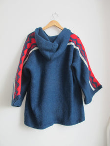 Pull long à capuche bleu