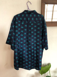 Chemise en soie thailandaise motifs elephant